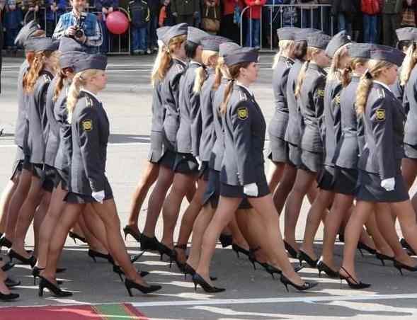 chaussures armée ukrainienne.jpg